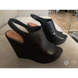Elizabeth and James Leather Wedges Size 6.5